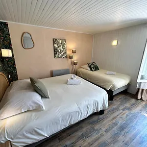 https://hotel-du-levant-castellane.fr-provencehotel.com